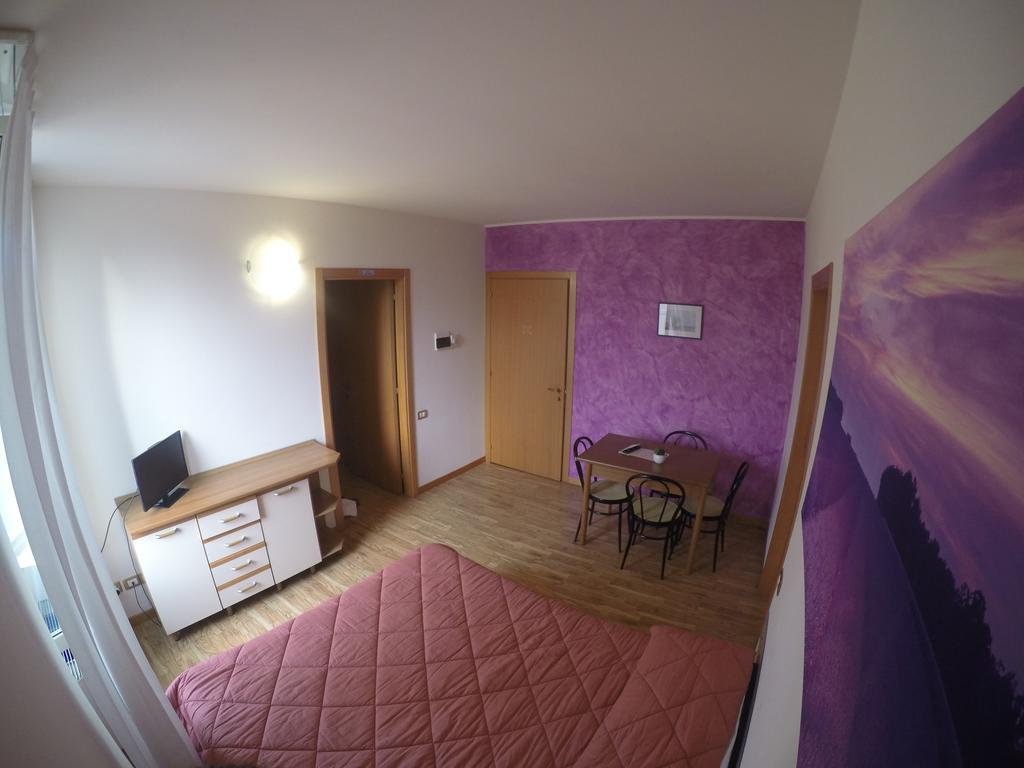 Hotel 2000 Fabriano Luaran gambar