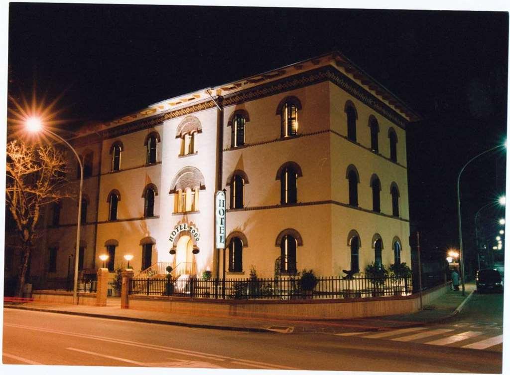 Hotel 2000 Fabriano Luaran gambar